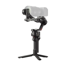 Load image into Gallery viewer, DJI RS 4 Gimbal Stabilizer Combo