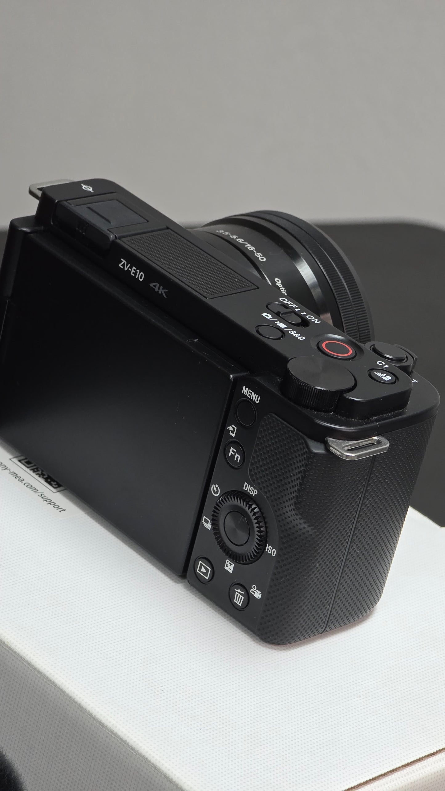 SONY ZVE10  DEMO