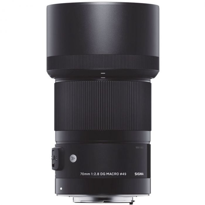 Sigma 70mm f/2.8 EX DG  Macro Art Lens